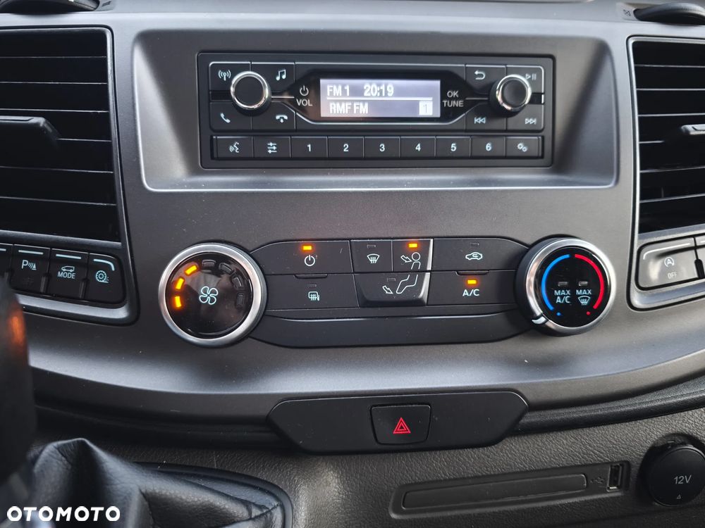 Ford Transit Custom - 13