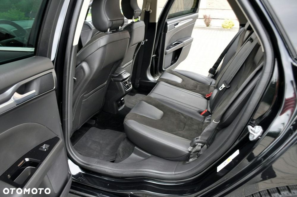 Ford Mondeo - 21