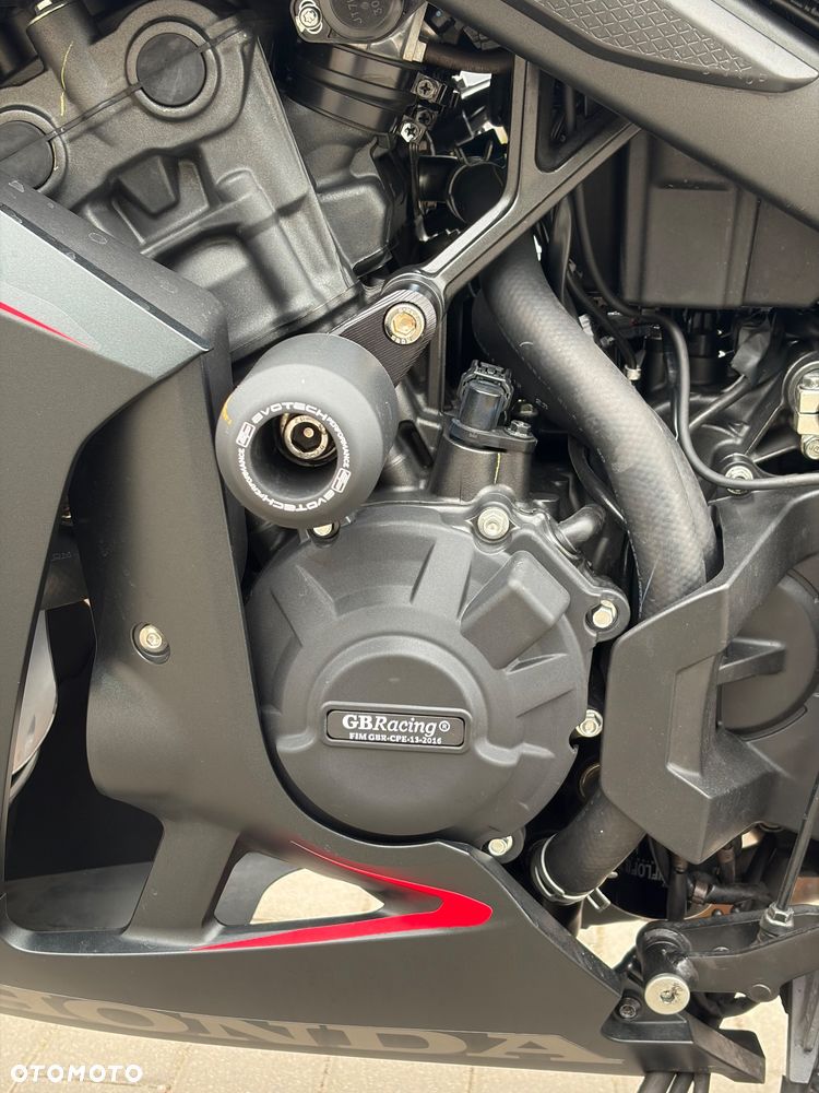 Honda CBR - 6