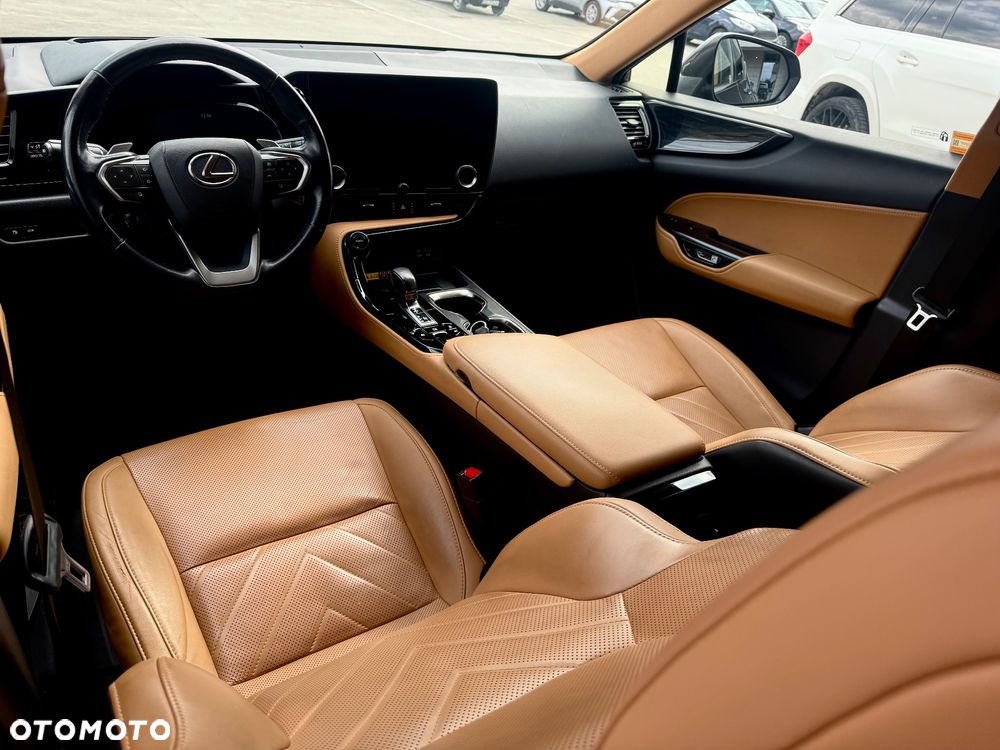 Lexus NX 350h Prestige AWD - 16
