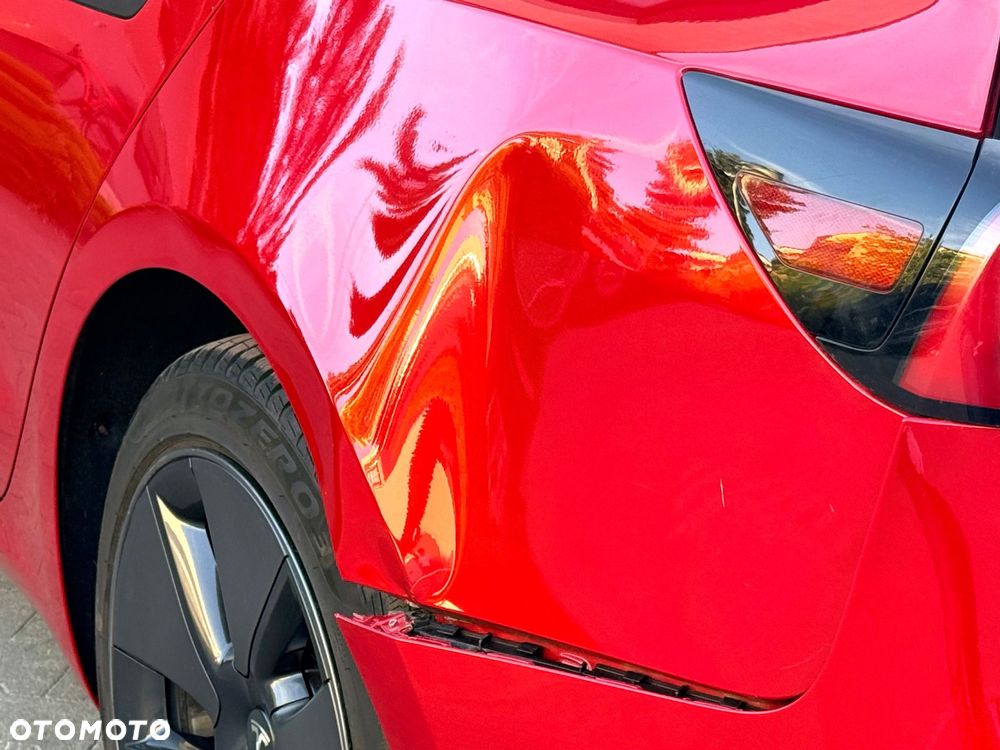 Tesla Model 3 - 38