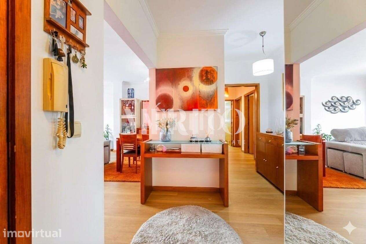 Apartamento T3 em São Veríssimo – A apenas 3 minutos do centro de Barc - Grande imagem: 2/25