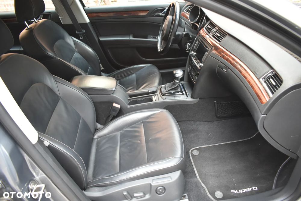 Skoda Superb 3.6 V6 4x4 DSG Elegance - 21