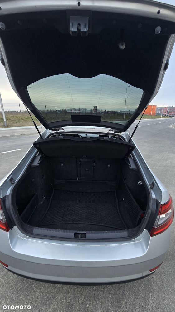 Skoda Octavia 1.6 TDI Ambition - 14