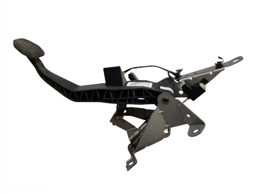 PEDAŁ SPRZĘGŁA FORD KUGA MK1 2.0 TDCI 3M51-7B633-KD - 2