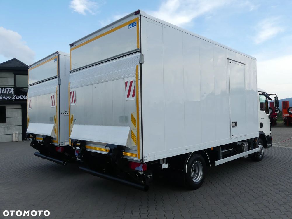 MAN TGL 12.190 / EURO 6 / KONTENER + WINDA / NISKI PRZEBIEG / - 10