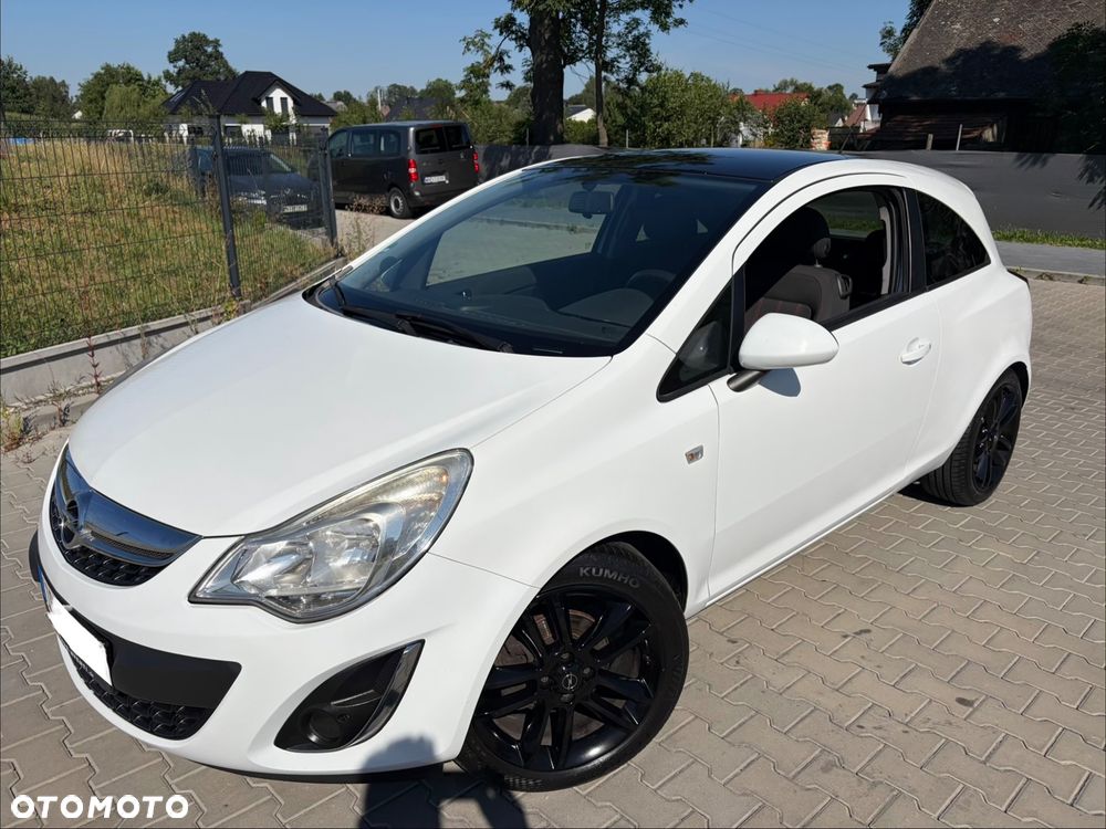 Opel Corsa 1.4 16V Cosmo - 9