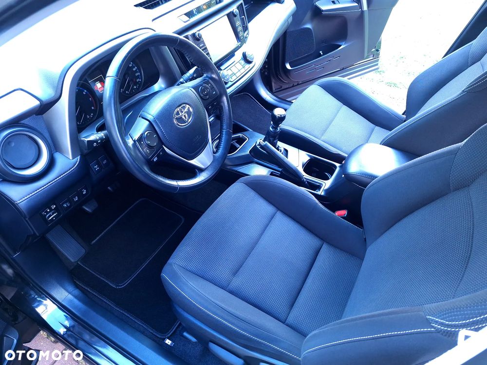 Toyota RAV4 2.0 4x4 Start&Stop Executive - 9