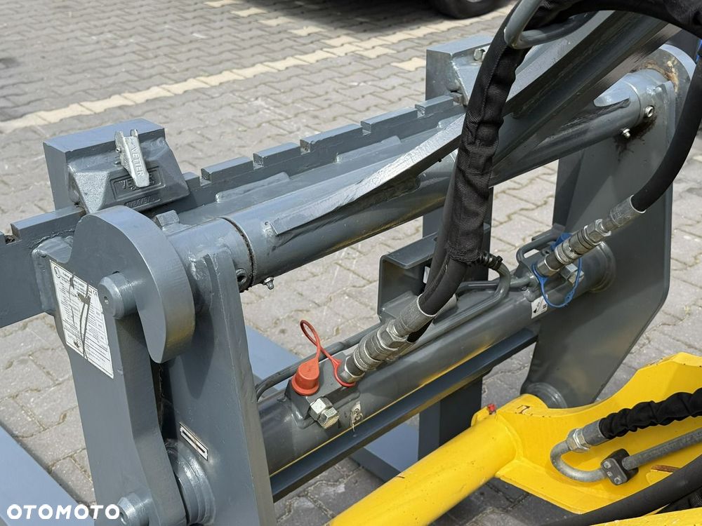 Kramer 8115 352-14S Wheel Loader - 11