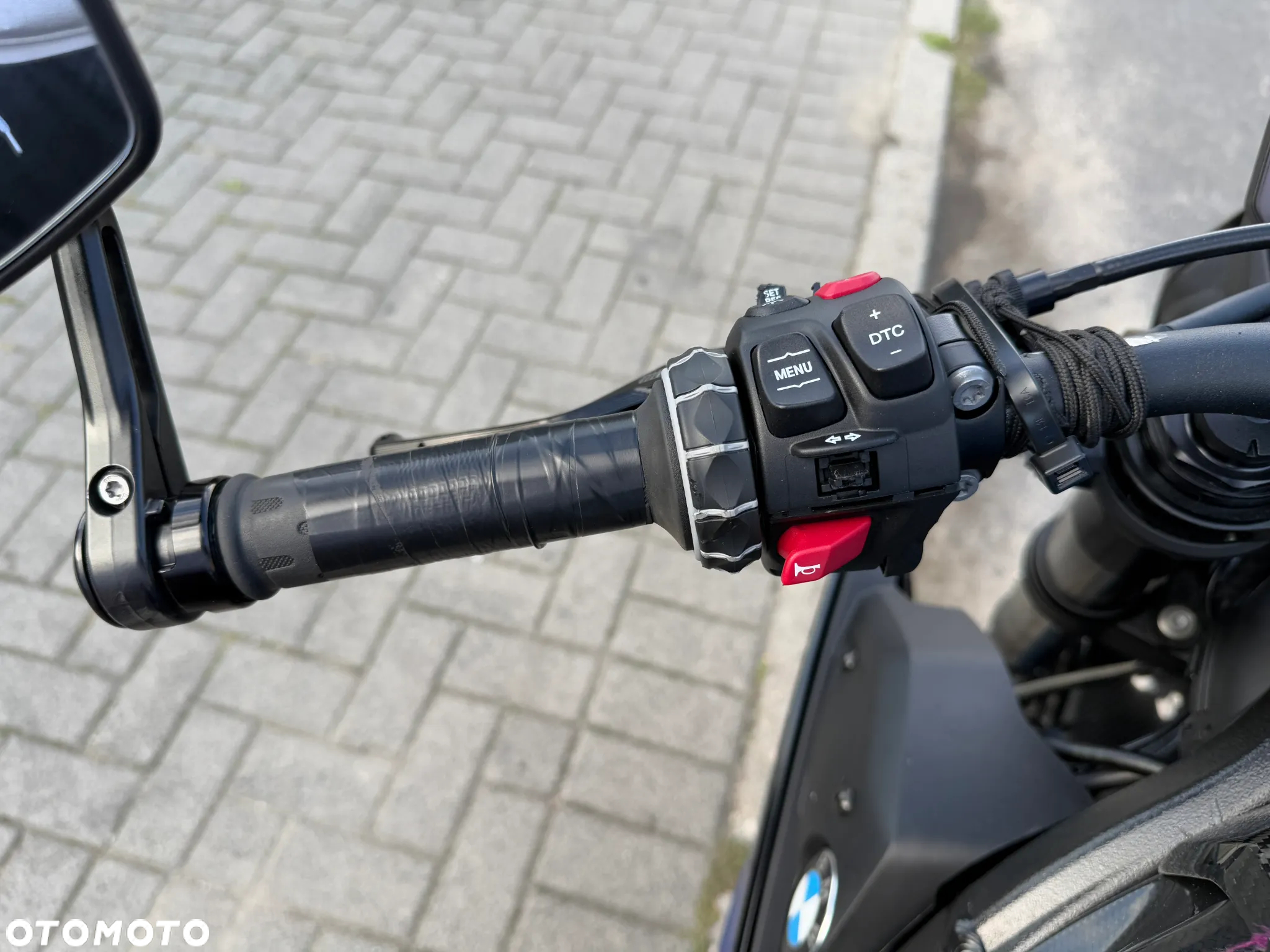 BMW S - 11