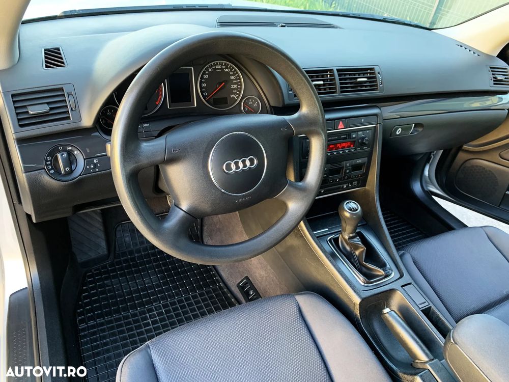 Audi A4 Limuzina - 24