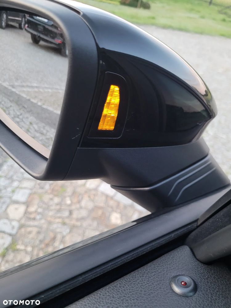 Volkswagen Golf 1.5 eTSI OPF DSG Energy - 39