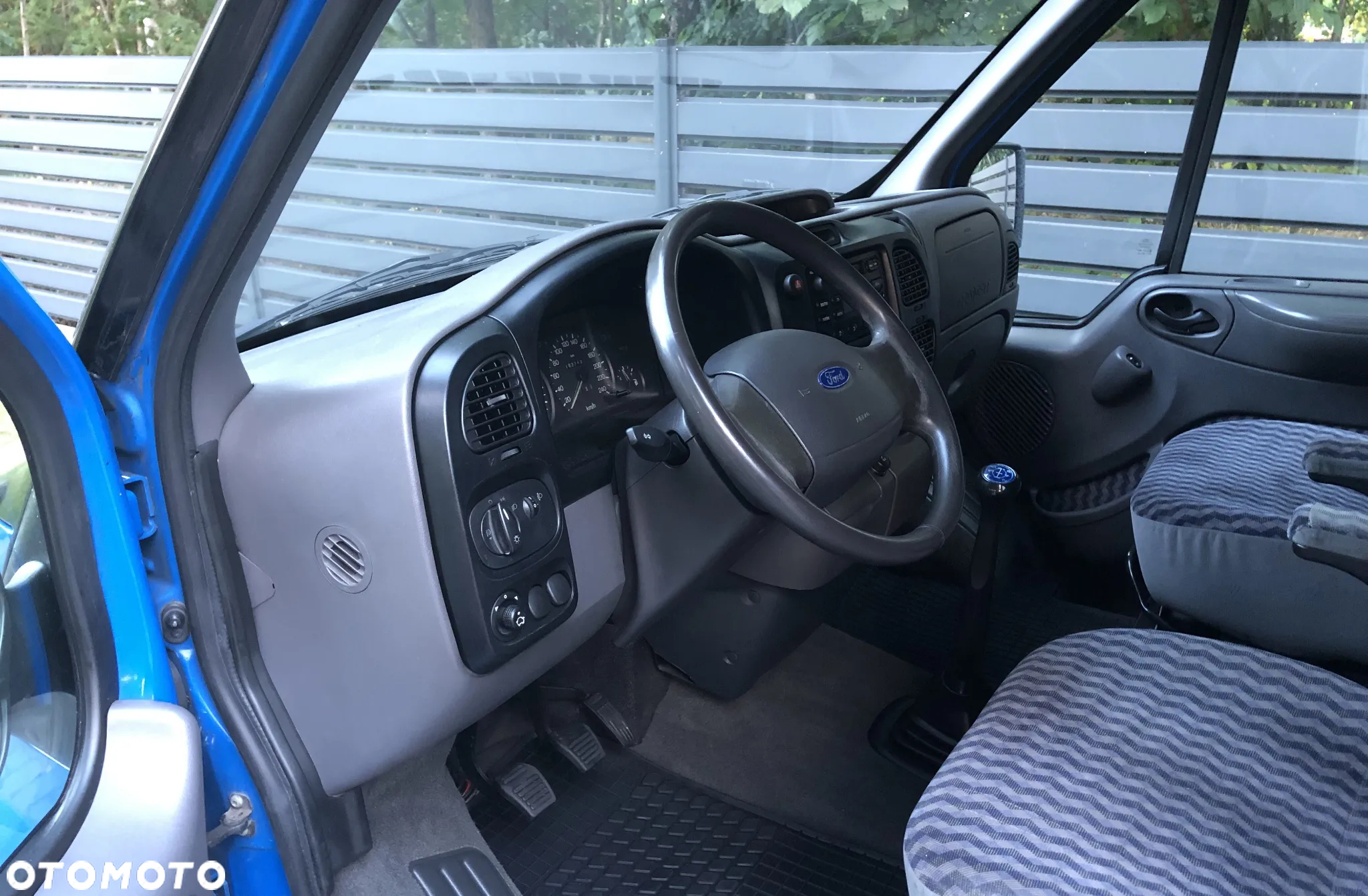 Ford Transit - 11