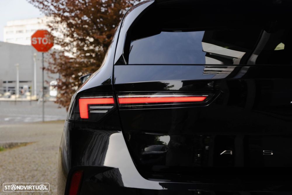 Opel Astra 1.5 D Elegance Aut. - 19