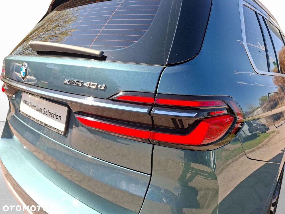 BMW X7 xDrive40d mHEV - 27