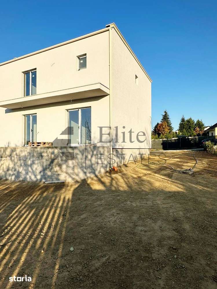 Casa pe deal de vanzare cu 5 camere - Imagine principală: 4/16