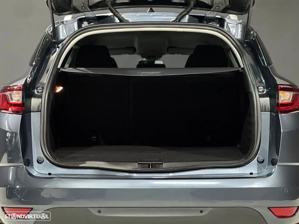 Renault Mégane Sport Tourer - 11