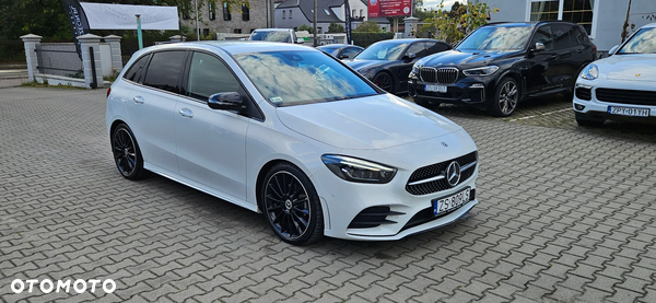 Mercedes-Benz Klasa B 200 d AMG Line 8G-DCT