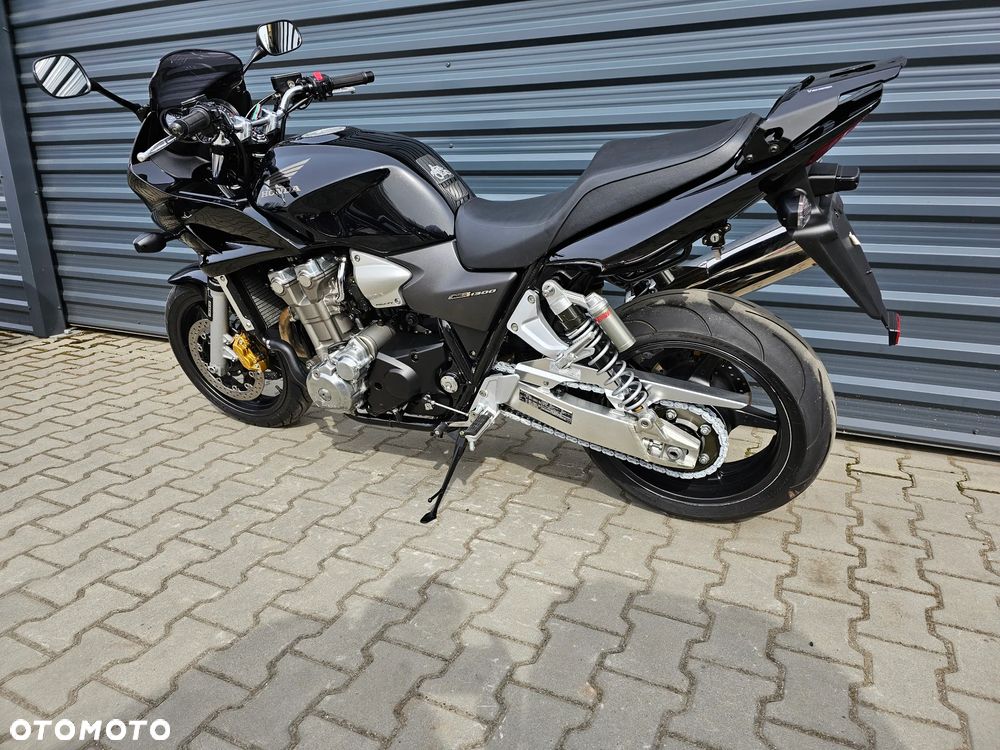 Honda CB - 7