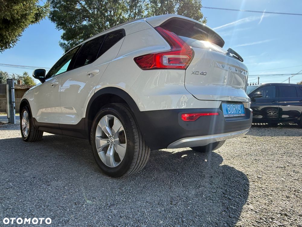 Volvo XC 40 - 33