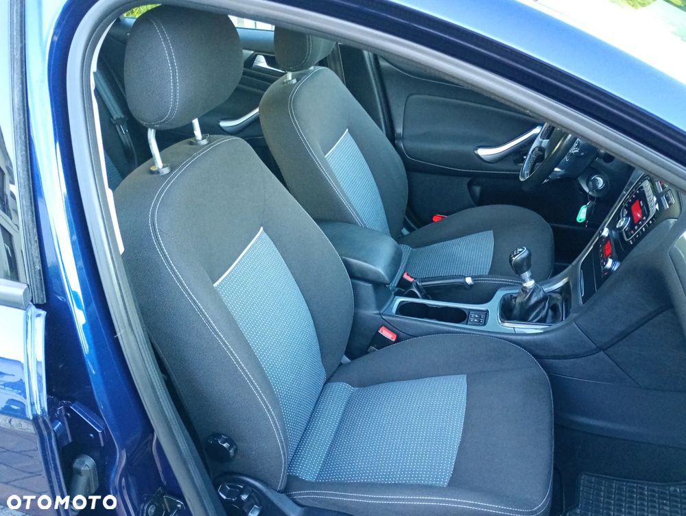 Ford Mondeo 2.0 TDCi Trend - 25