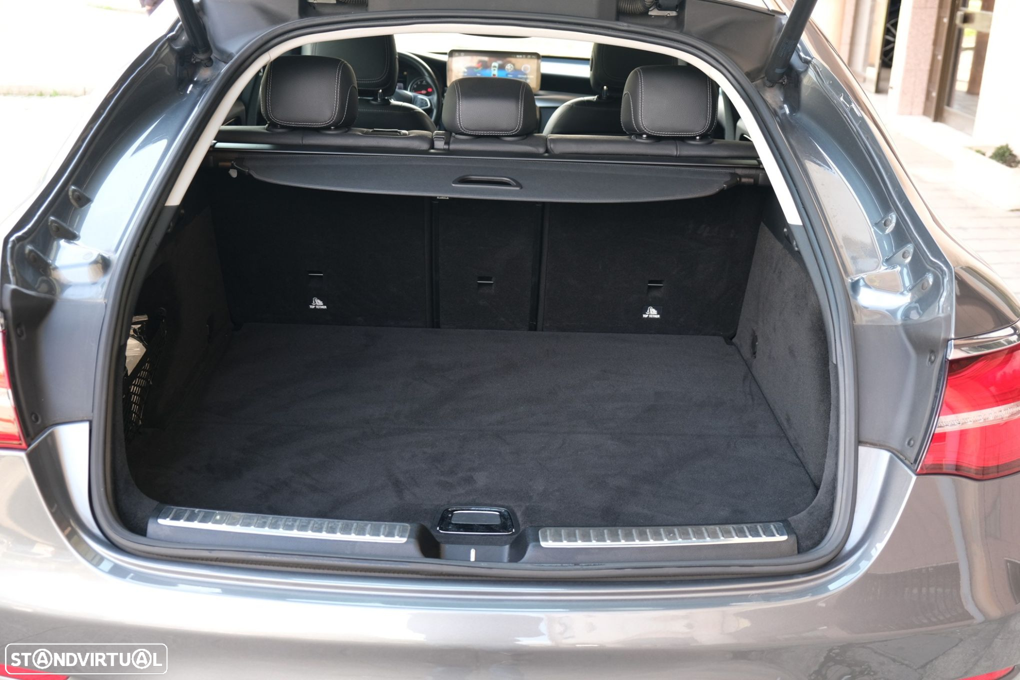 Mercedes-Benz GLC 250 Coupe 4Matic 9G-TRONIC Exclusive - 26