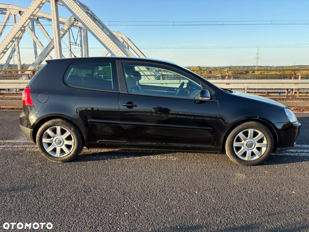 Volkswagen Golf - 8