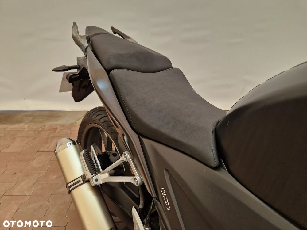 Barton Street-R - 18