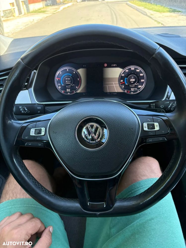 Volkswagen Passat 2.0 TDI DSG (BlueMotion Technology) Comfortline - 8