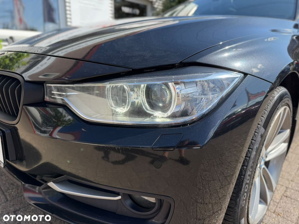 BMW Seria 3 318d Sport Line - 10