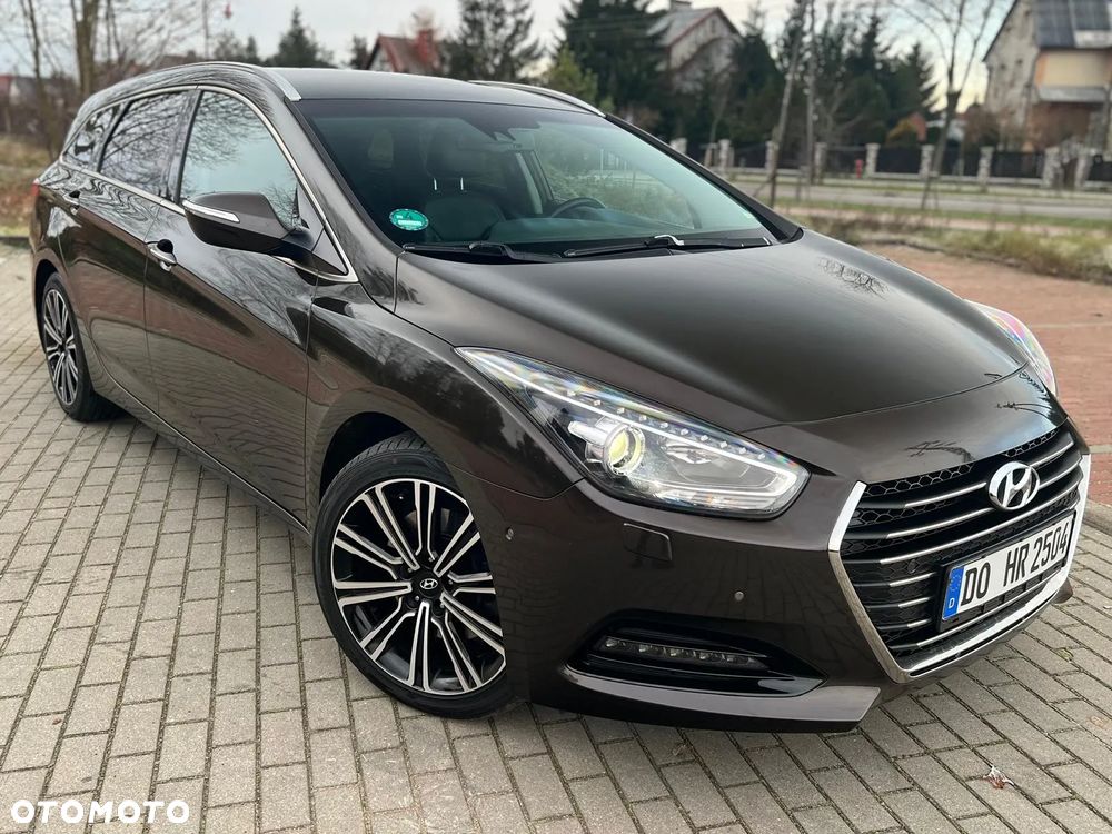 Hyundai i40 Kombi 1.7 CRDi DCT Trend - 2