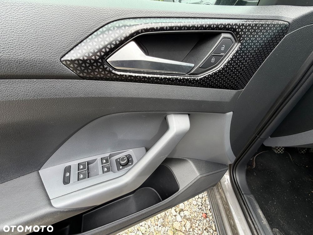 Volkswagen T-Cross 1.0 TSI OPF Style - 37