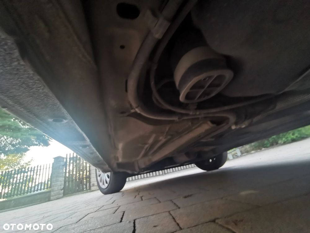 Ford Fiesta 1.4 Ghia - 13