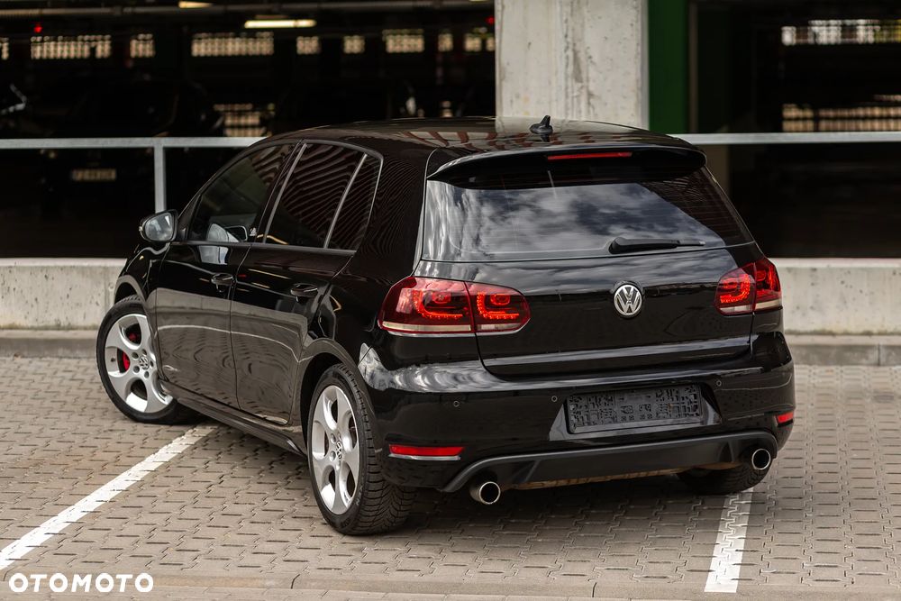 Volkswagen Golf 2.0 TSI GTI - 15