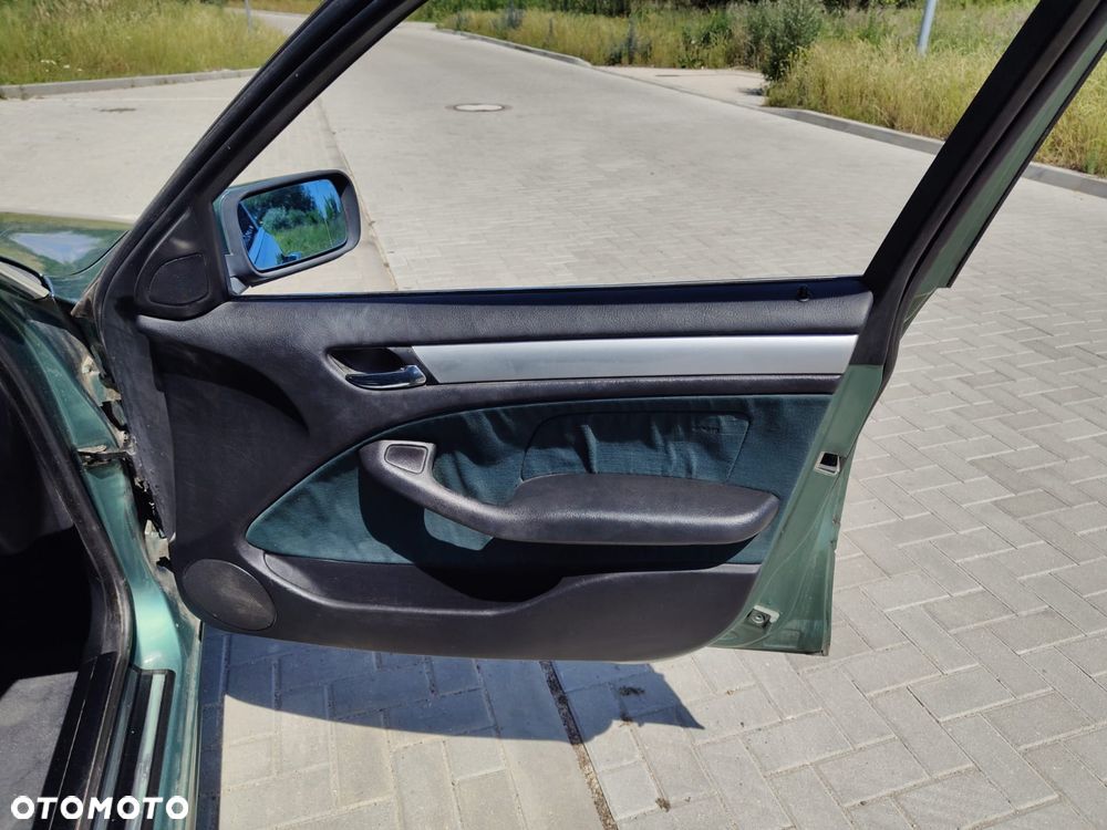 BMW Seria 3 - 23