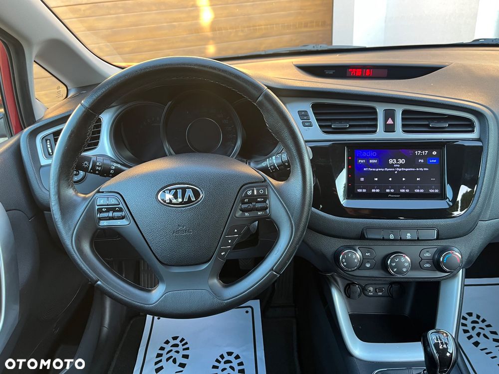 Kia Ceed - 23