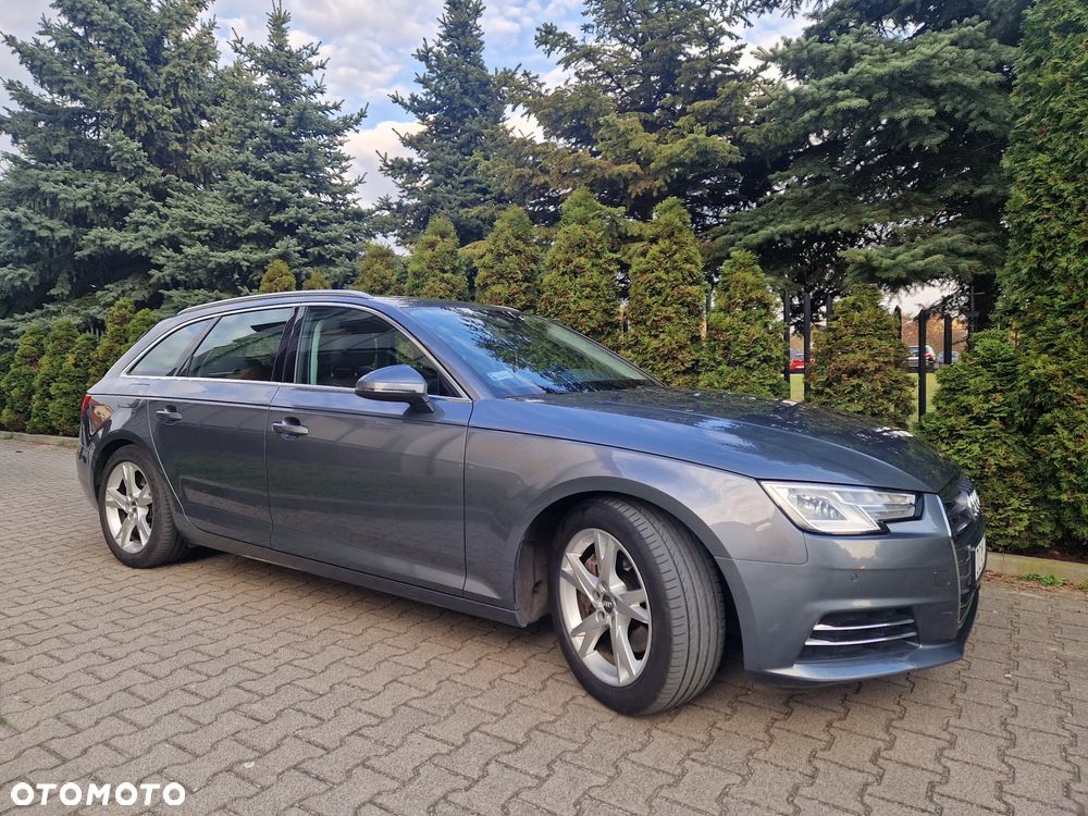 Audi A4 Avant 2.0 TDI S tronic - 1