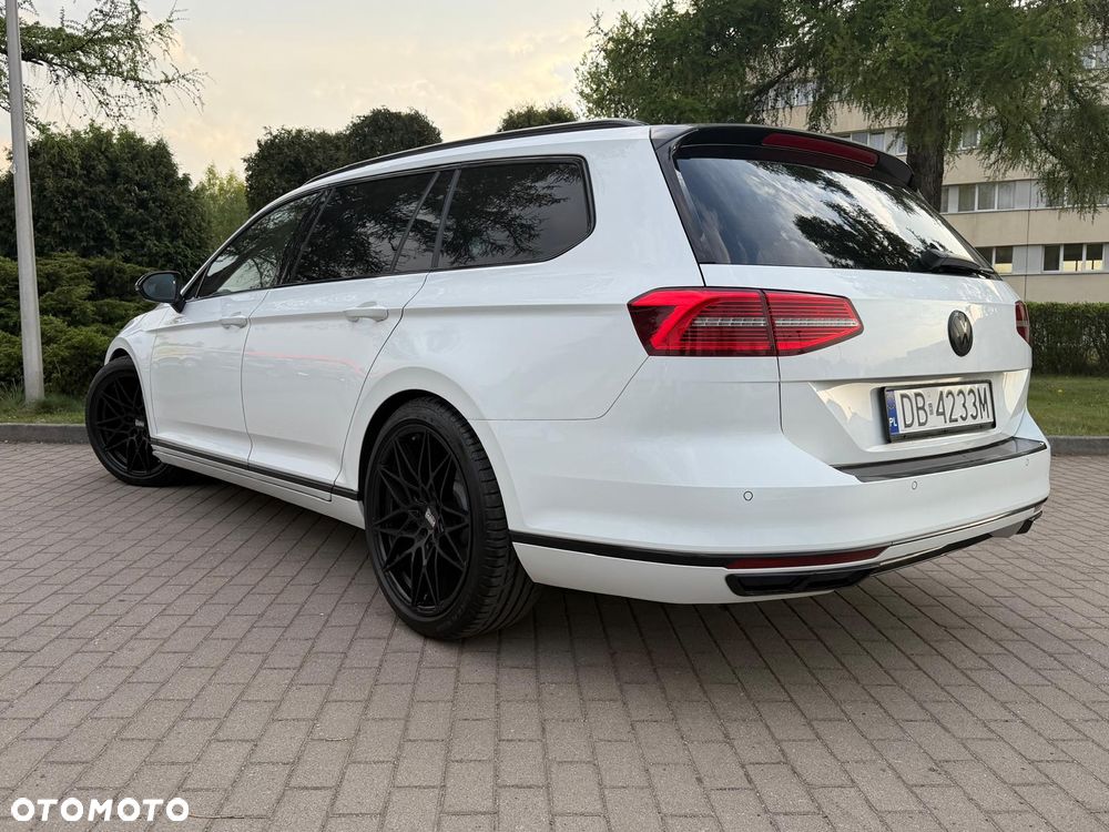 Volkswagen Passat 2.0 TDI (BlueMotion Technology) Highline - 35