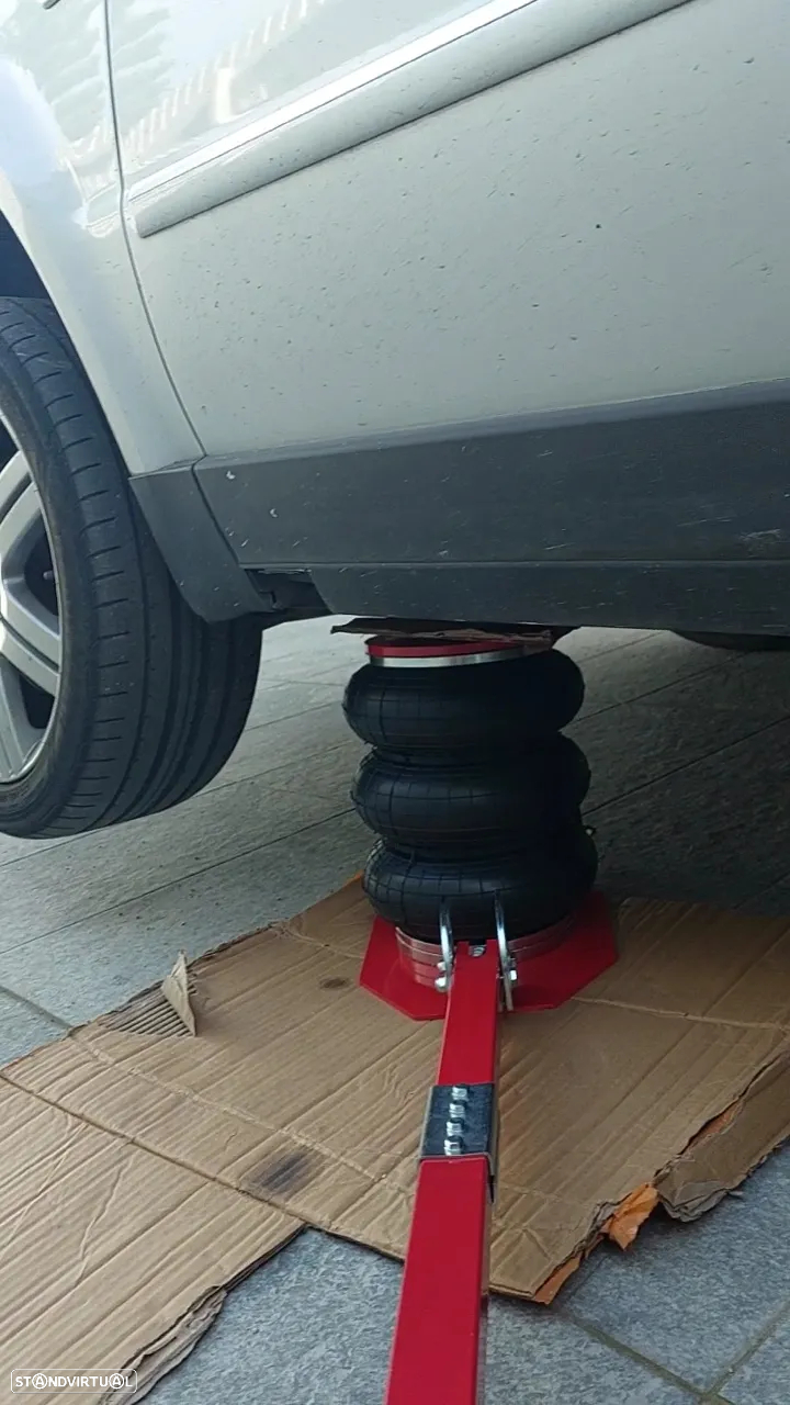 Macaco Pneumático - 3 Ton - 16