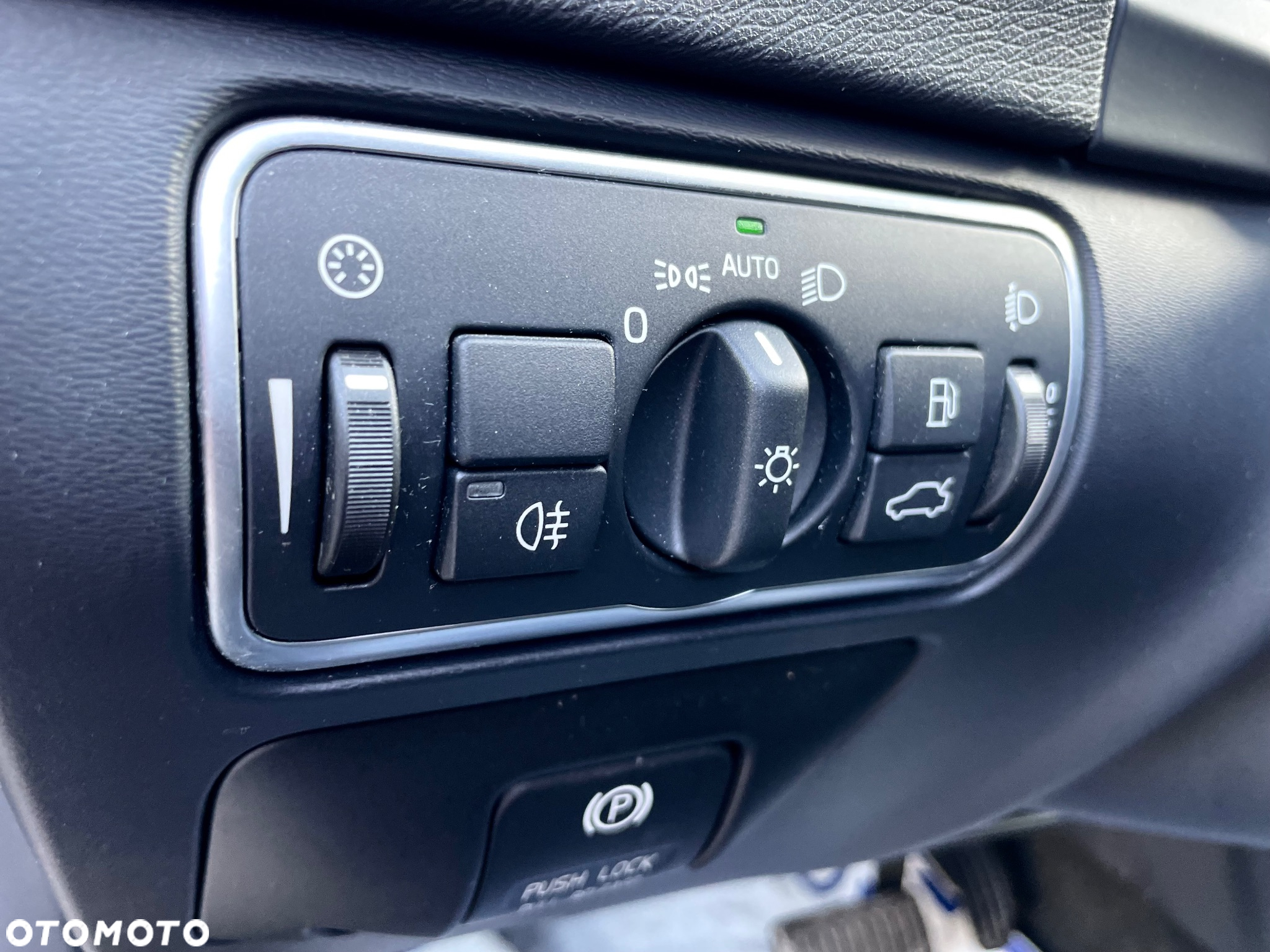 Volvo V60 D3 Geartronic Momentum - 19