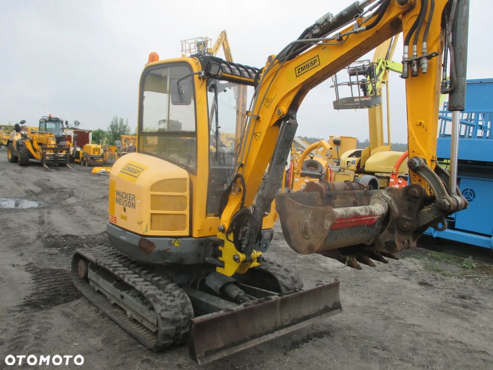 Wacker Neuson EZ28 - 11