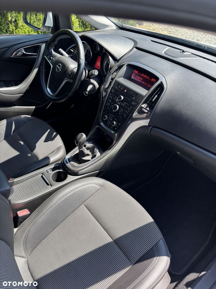 Opel Astra 1.7 CDTI DPF Cosmo - 5