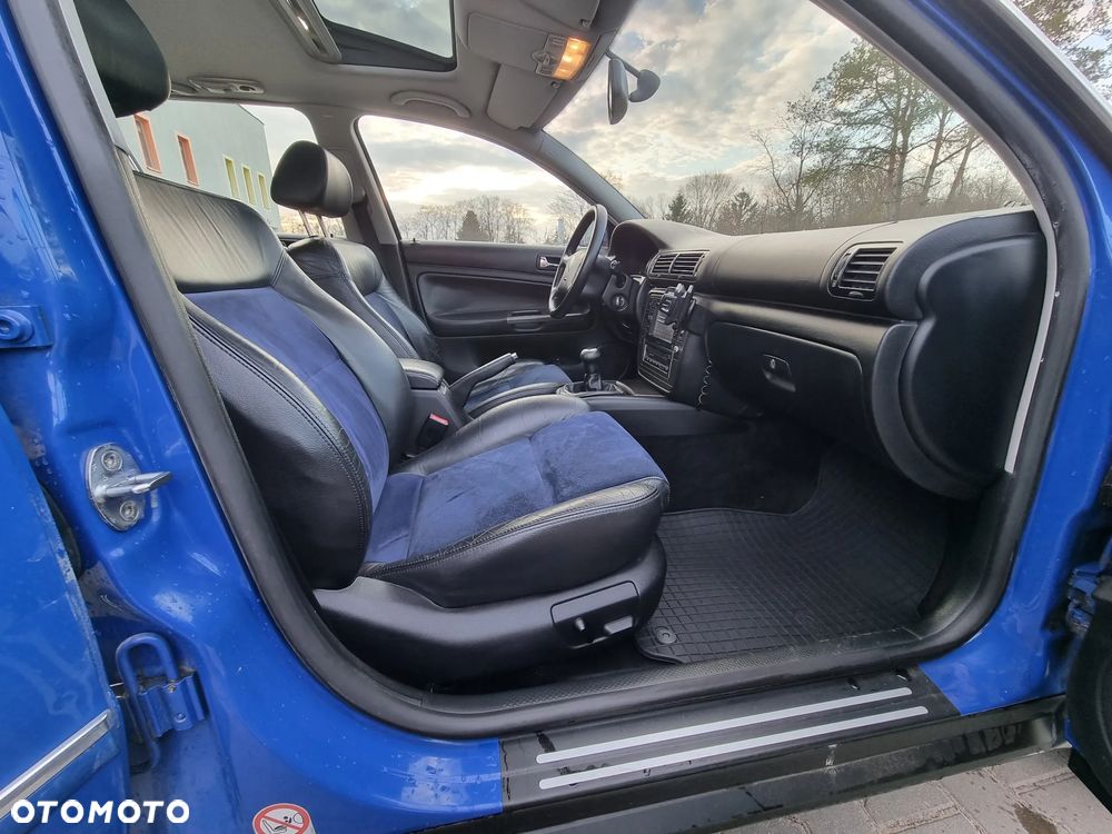 Volkswagen Passat - 11