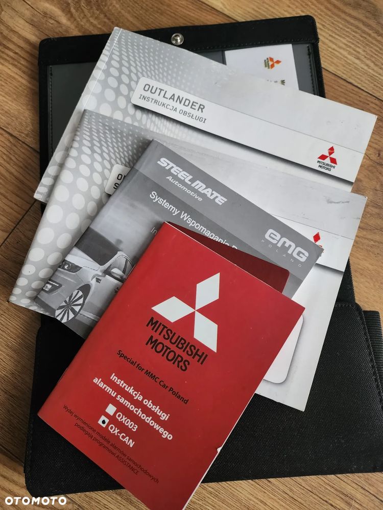Mitsubishi Outlander 2.0 Intense 2WD - 17