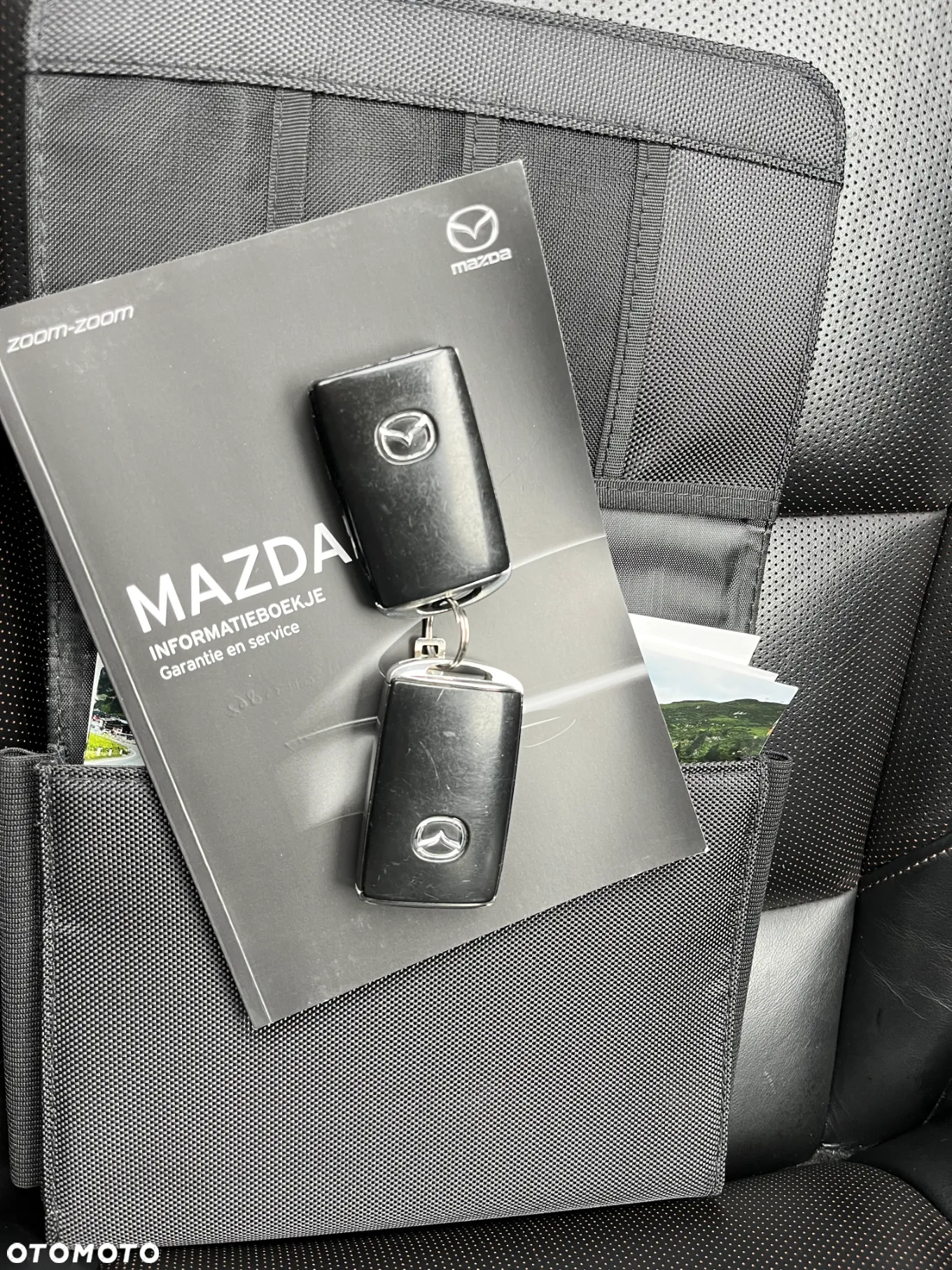 Mazda 3 SKYACTIV-X 2.0 M-Hybrid SELECTION - 32