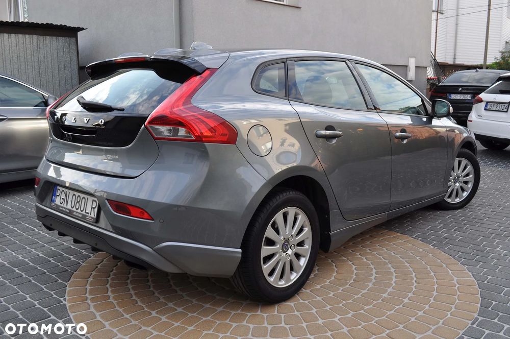 Volvo V40 - 9
