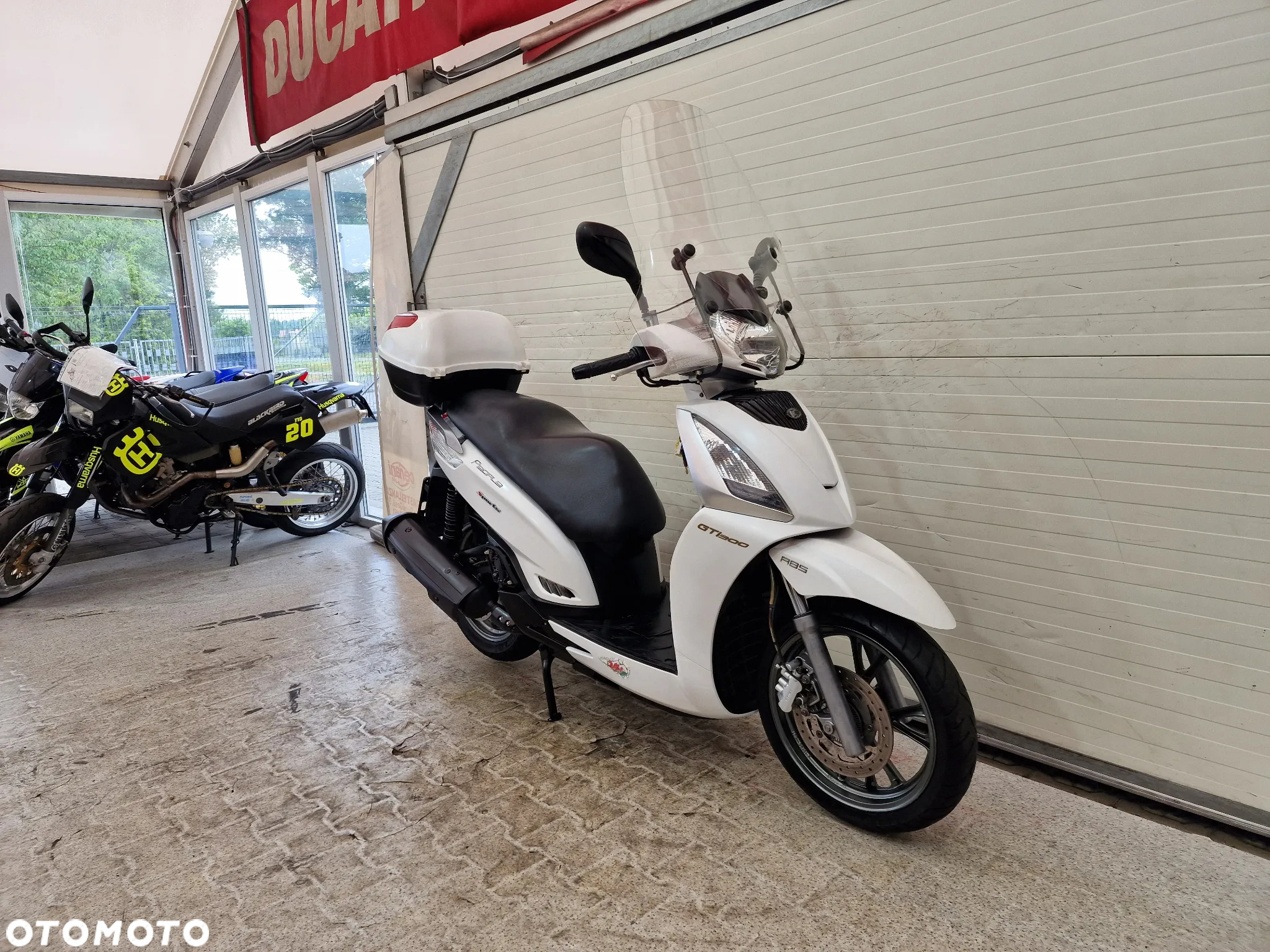 Kymco People - 6