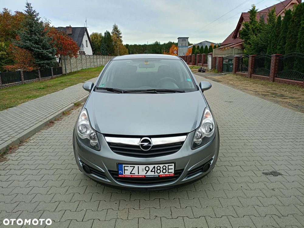 Opel Corsa - 2