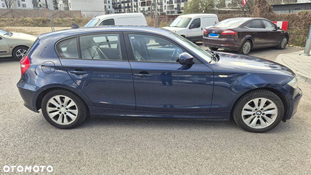 BMW Seria 1 116d DPF - 4
