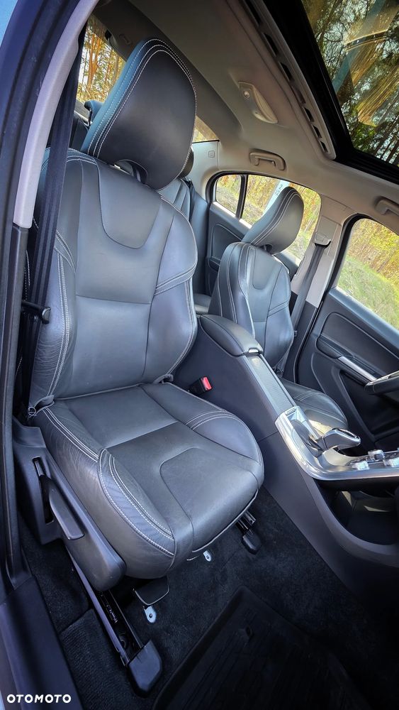 Volvo S60 T5 Drive-E Dynamic Edition (Momentum) - 21